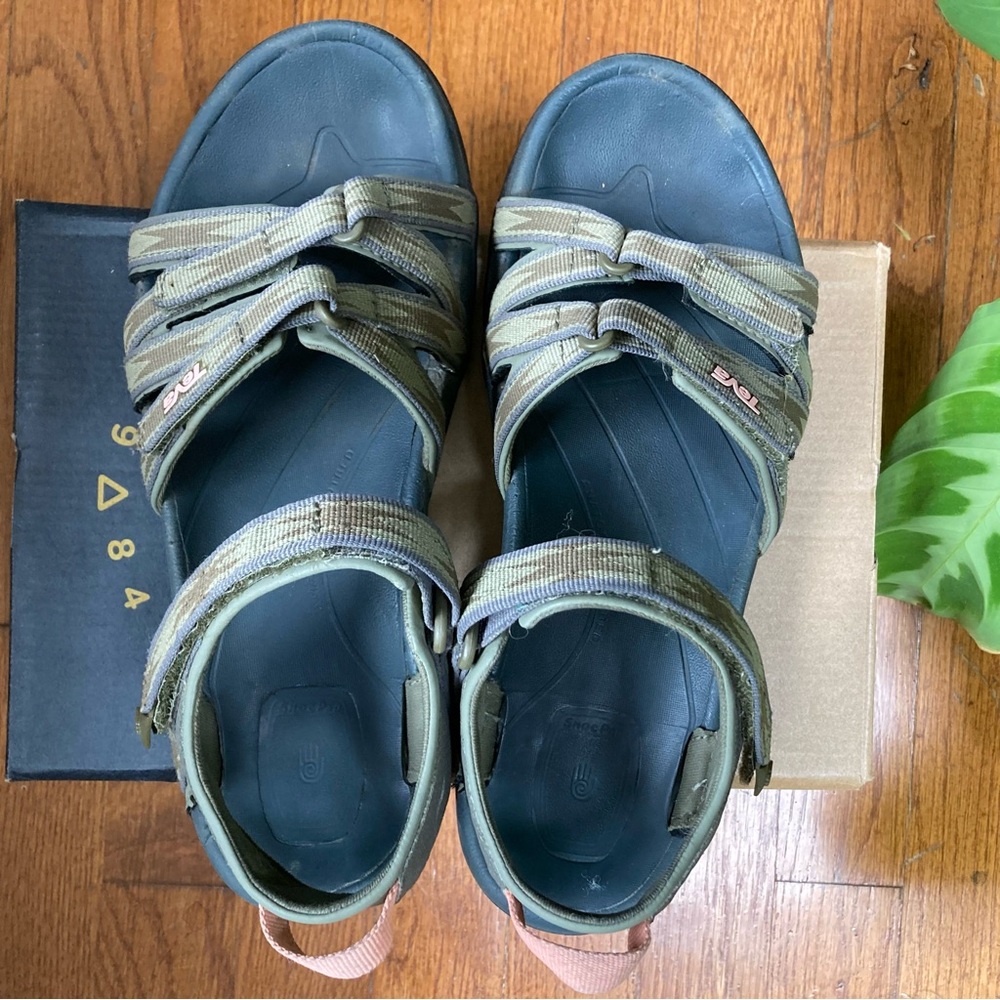 Women’s Teva Tirra Sport Hiking Water Strappy Burnt Olive Sandals Sz 9